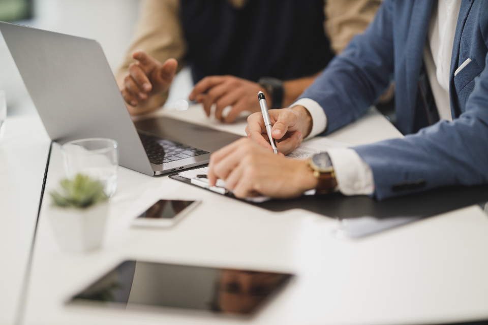 React interview questions: business Working