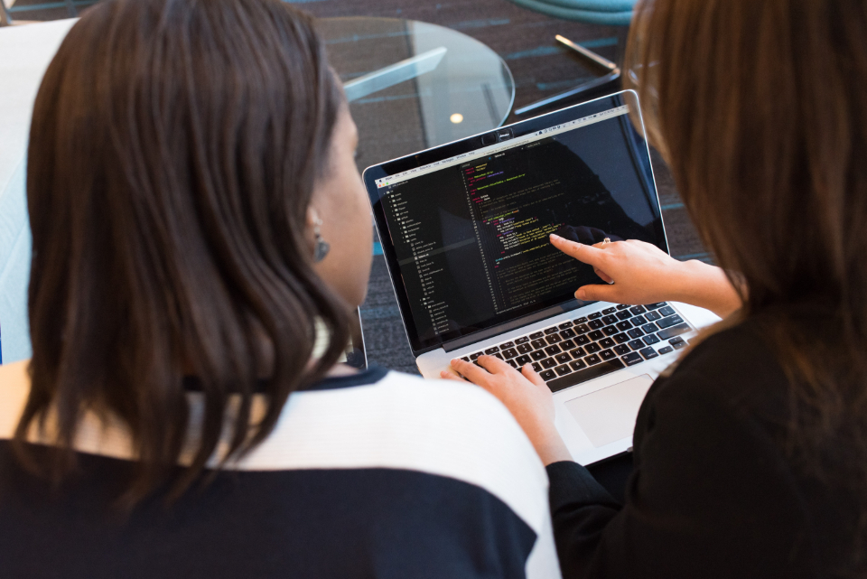 React vs vanilla javascript: developer Discuss